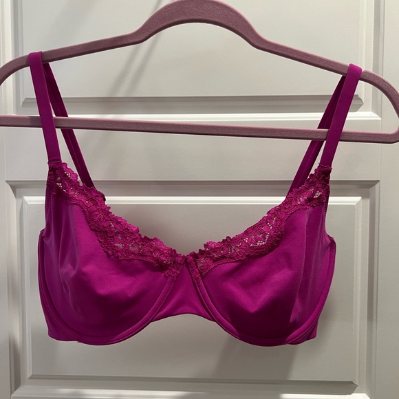 Skims 34DDD Fits Everybody Lace Unlined
Scoop Bra Lollipop Purple - Picture 5 of 7